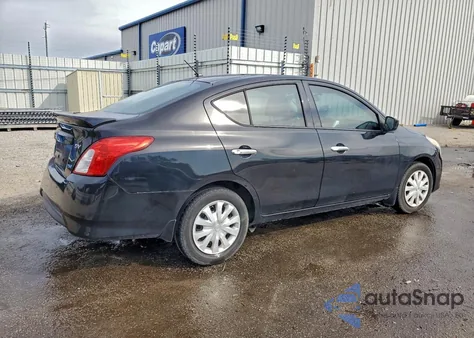 2015 Nissan Versa S z USA, uszkodzony, nr VIN 3N1CN7AP4FL853101